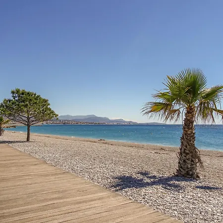 Apartment Le Moulin Du Loup By Interhome Cagnes-sur-Mer